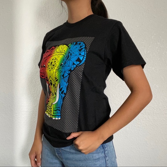 Beautiful elephant tee - Picture 9 of 10